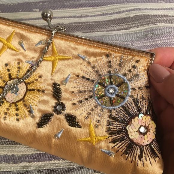 Purse - Picture 5 of 7